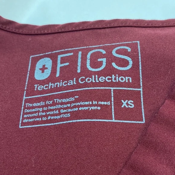 Figs Scrub Top XS maroon - Picture 2 of 14